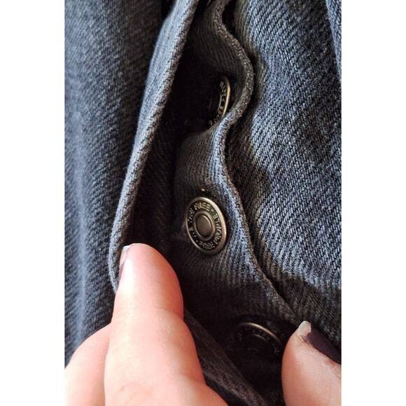 We the Free Women 28 Black Button Fly Distressed "Maggie" Cotton Denim Jeans - Picture 8 of 8